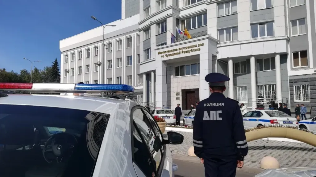 В Чебоксарах водитель получил штраф за неповиновение инспектору ДПС