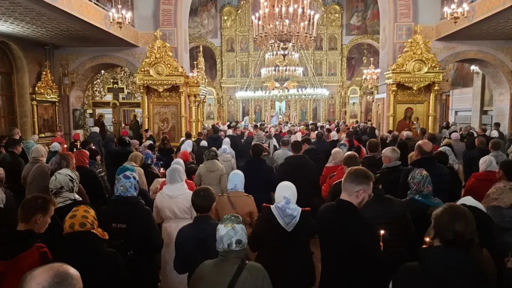 В центре Чебоксар 4 ноября перекроют движение из-за крестного хода
